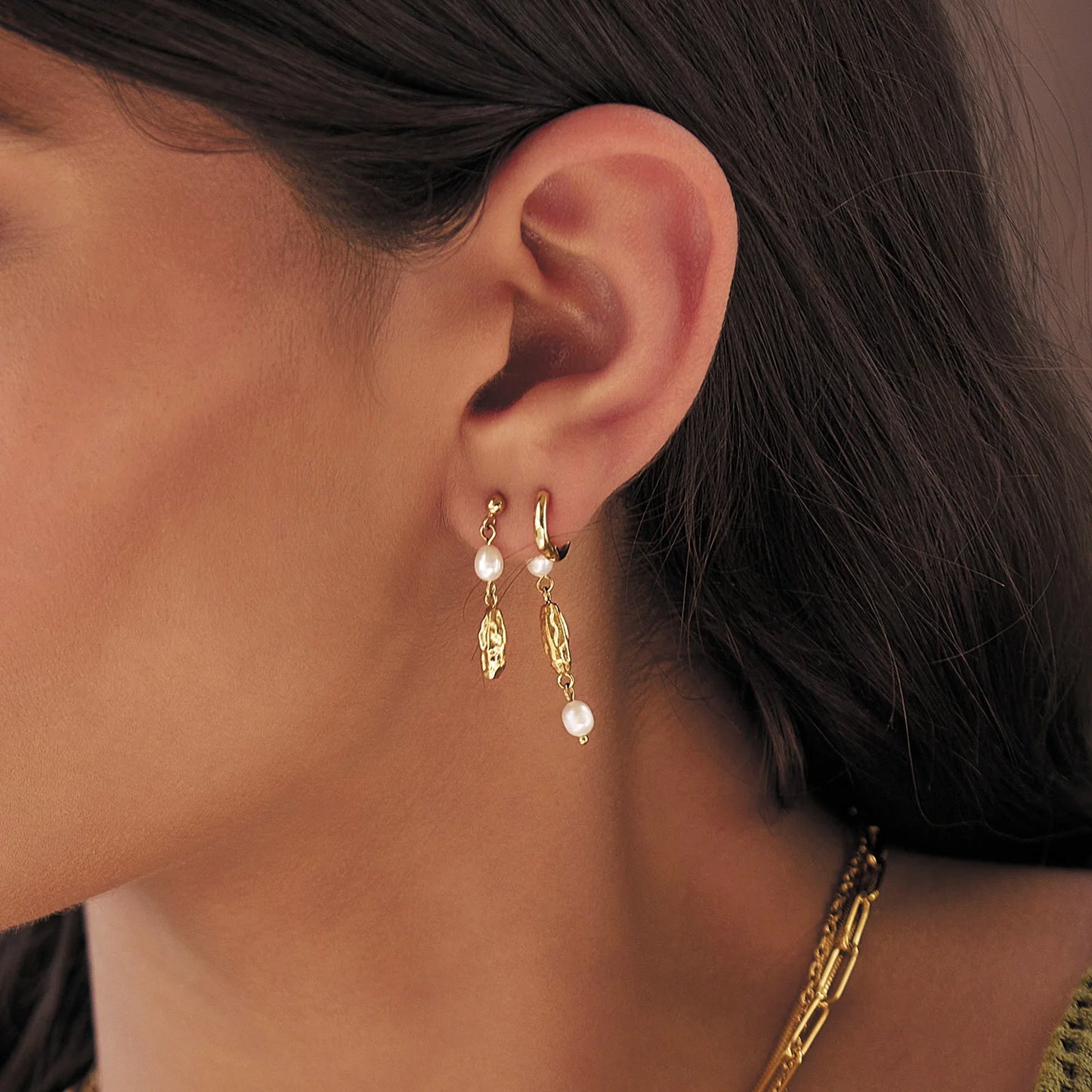 Arms Of Eve - Mimi Pearl Earrings - Gold