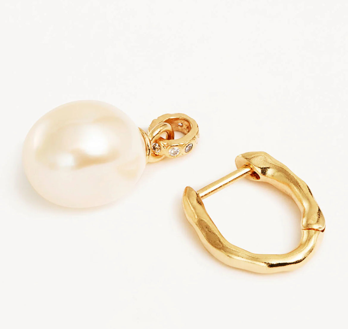 By Charlotte- Embrace Stillness Pearl Hoops