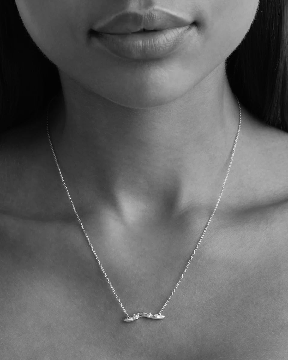 By Charlotte - Chasing Tides Necklace - Silver
