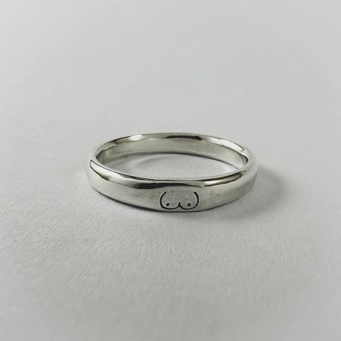 Dead Ivy - Boobs Stacker Ring