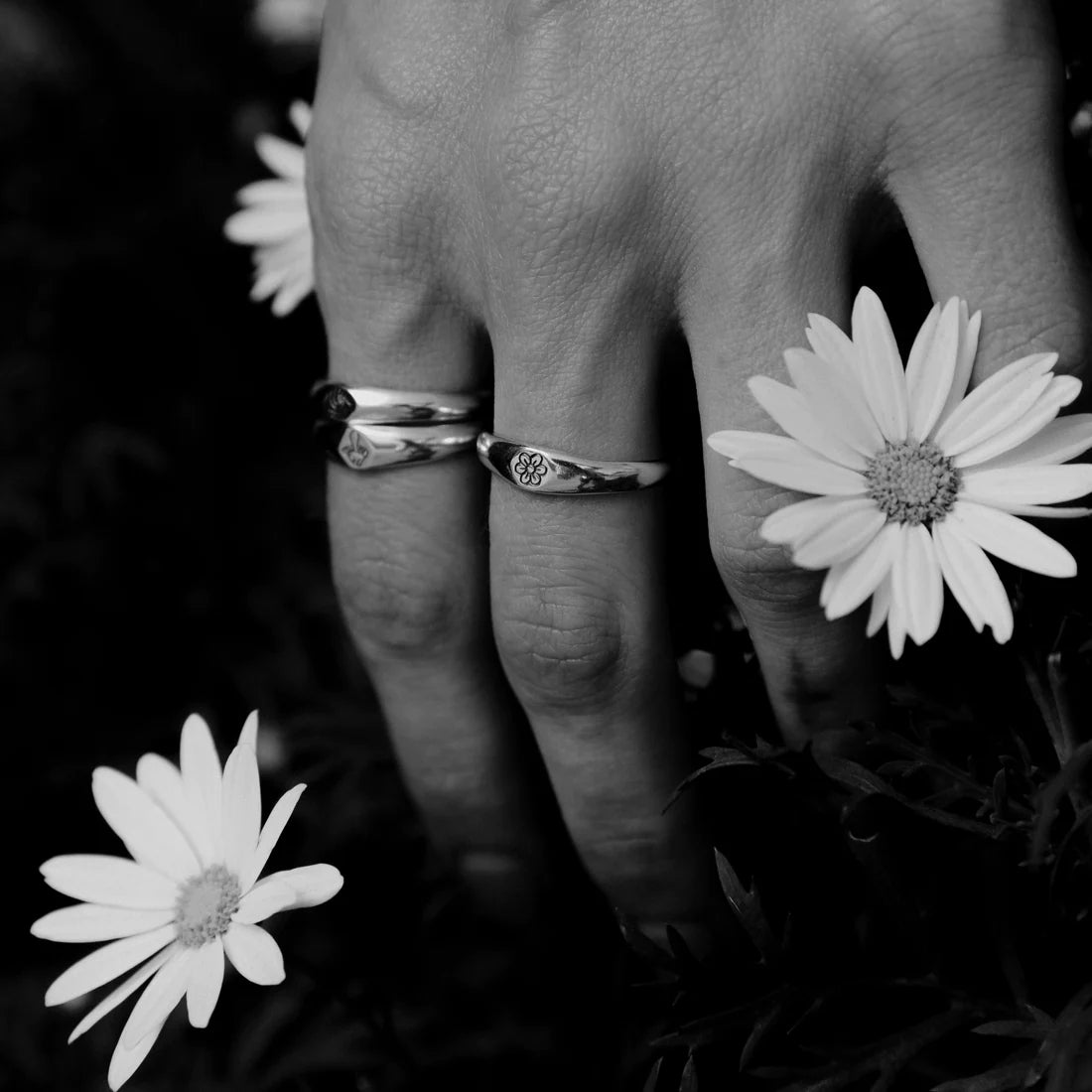 Dead Ivy - Flower Stacker Ring