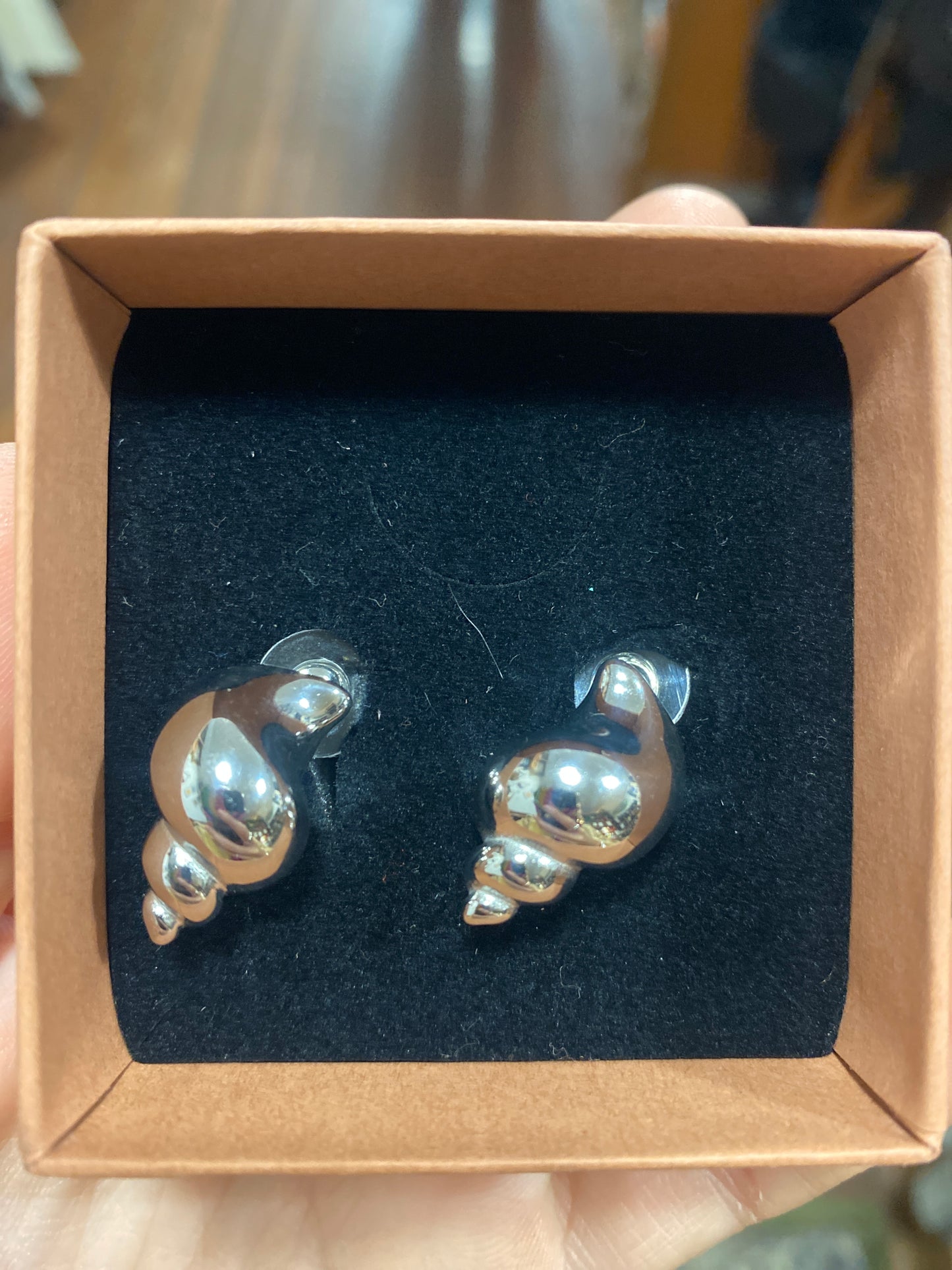 Hunter x Hunter - Saba Earrings
