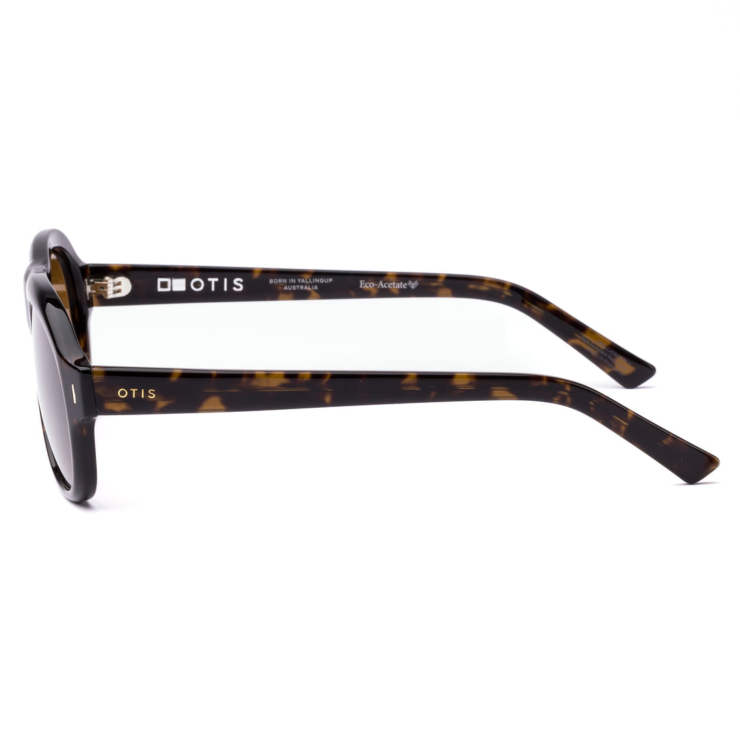 Otis - Kingswood - Eco Umber Tort / Brown