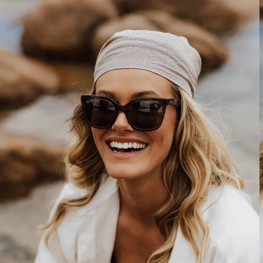 Otis - Pursuit - Eco Crystal Velvet / Neutral Grey