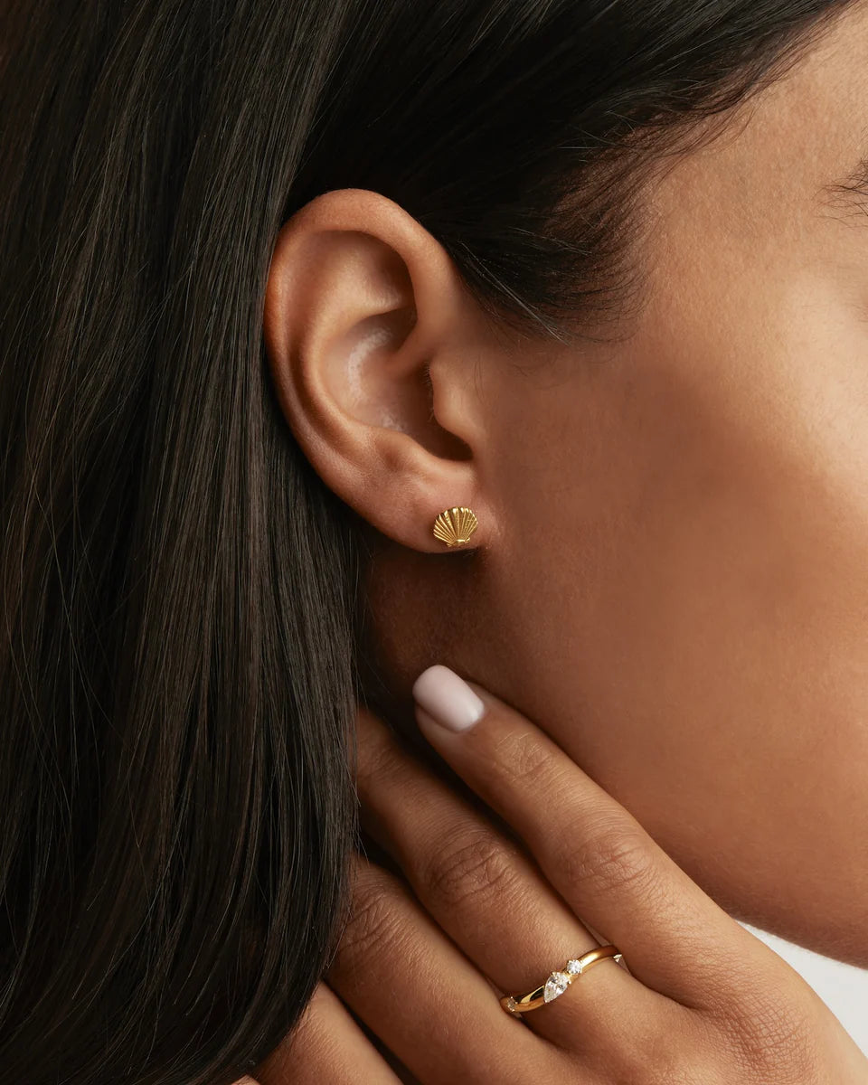 By Charlotte - By The Shore Shell Stud Earrings - Gold