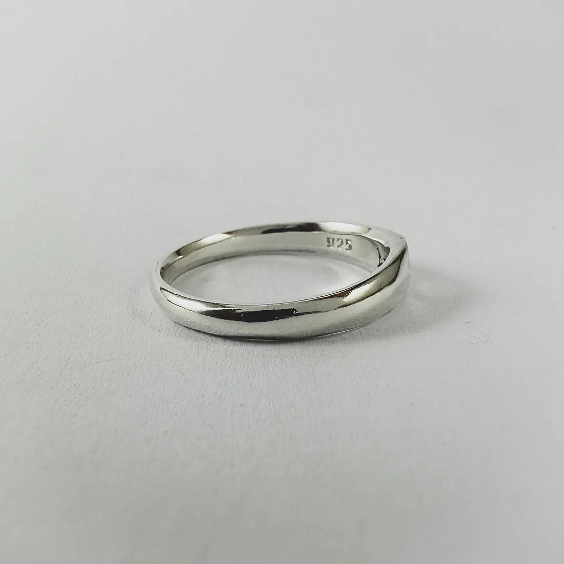 Dead Ivy - Mushy Stacker Ring
