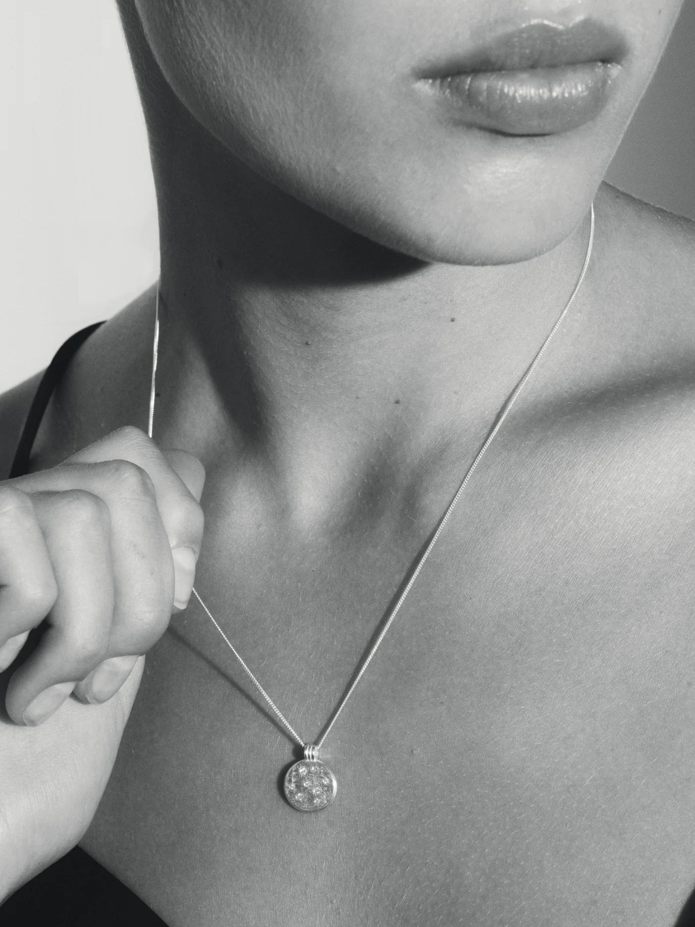Temple Of The sun - Nebula Necklace Silver
