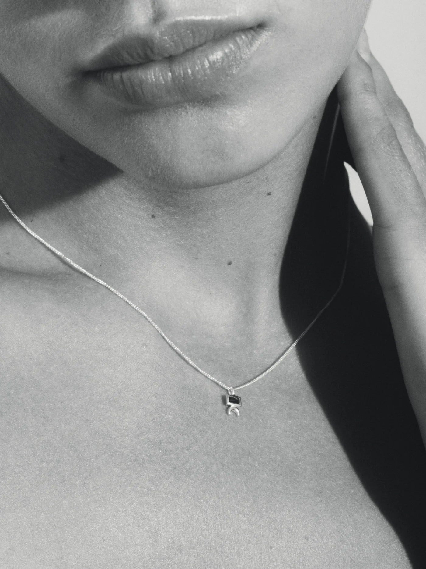Temple Of The sun - Nima Necklace Silver