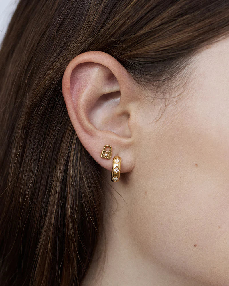 By Charlotte - Bloom With You Lotus Hoops - Gold