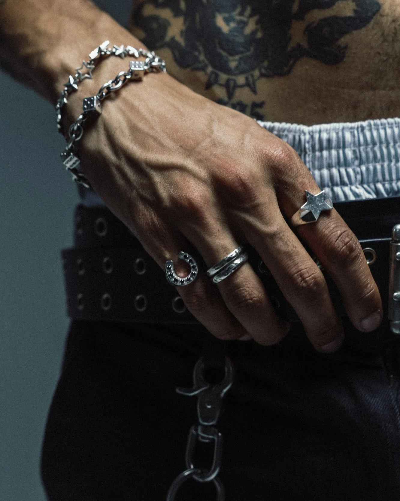 Lox & Chain - Good Luck Ring - Sapphire