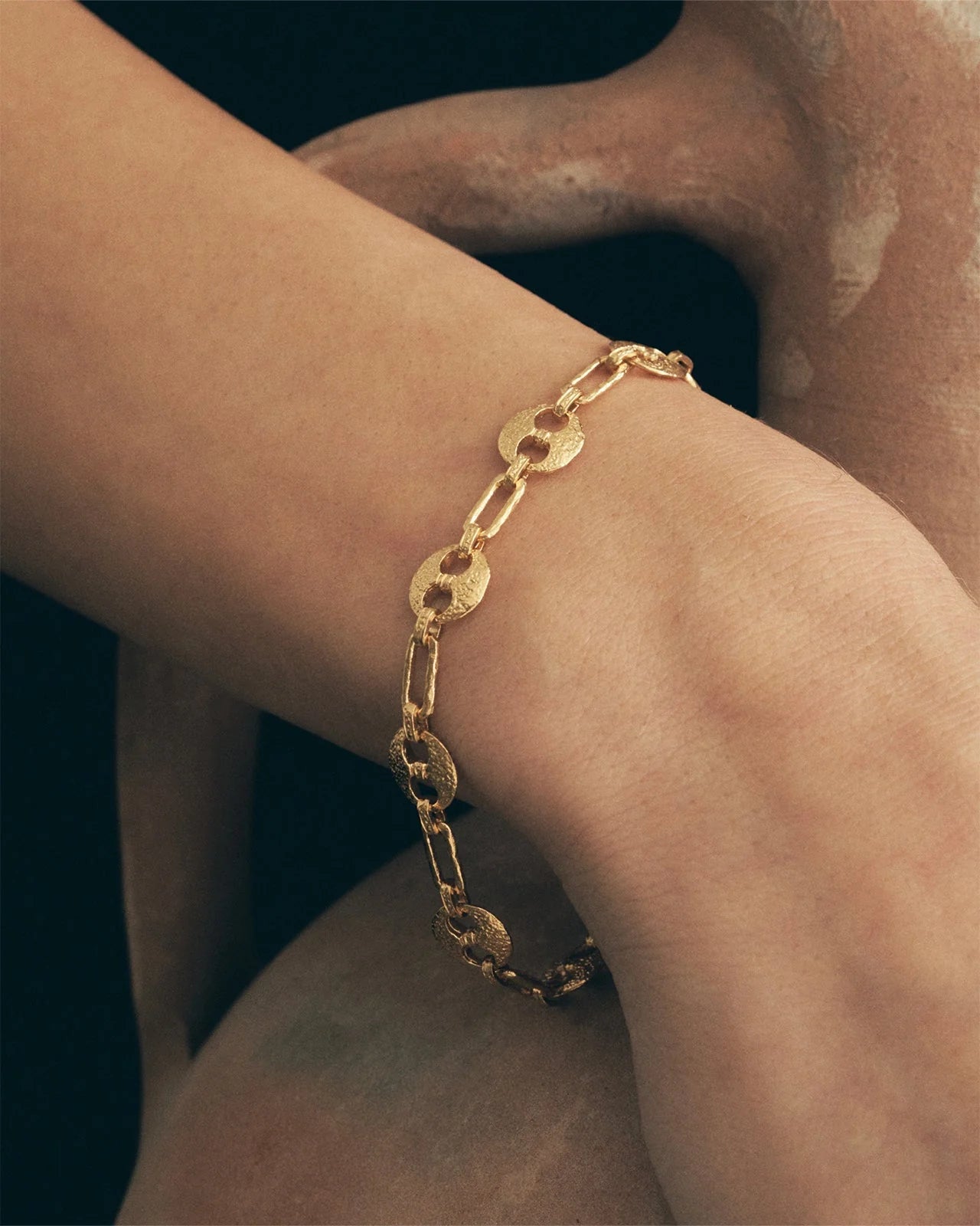 Temple of the Sun - Hera Bracelet - Gold