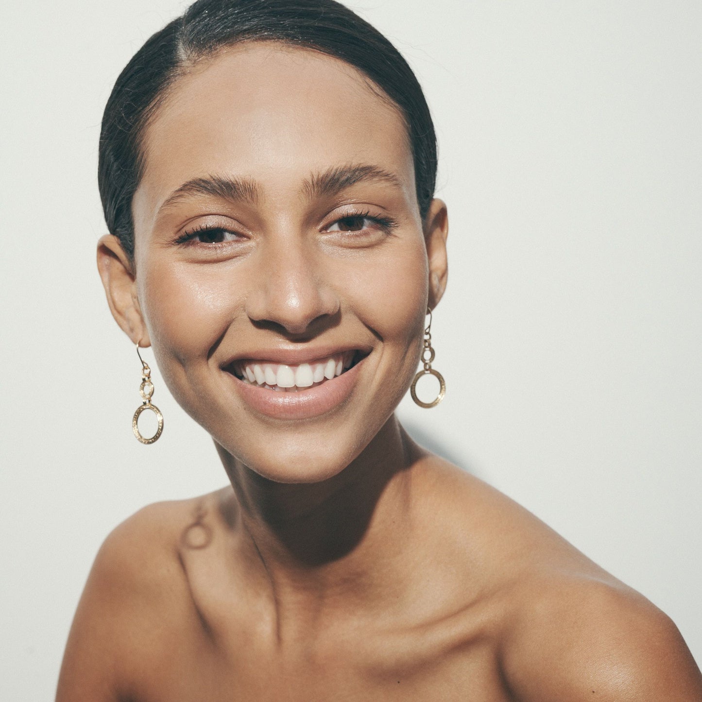 Temple of the Sun - Eliane Earrings - Gold