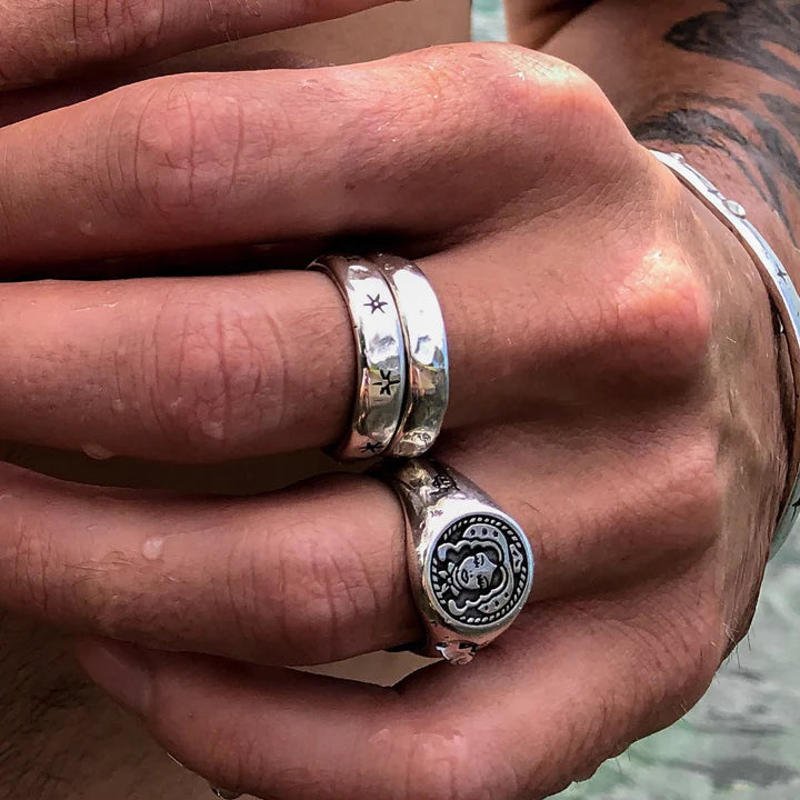 Lox & Chain - Seeing Stars Ring
