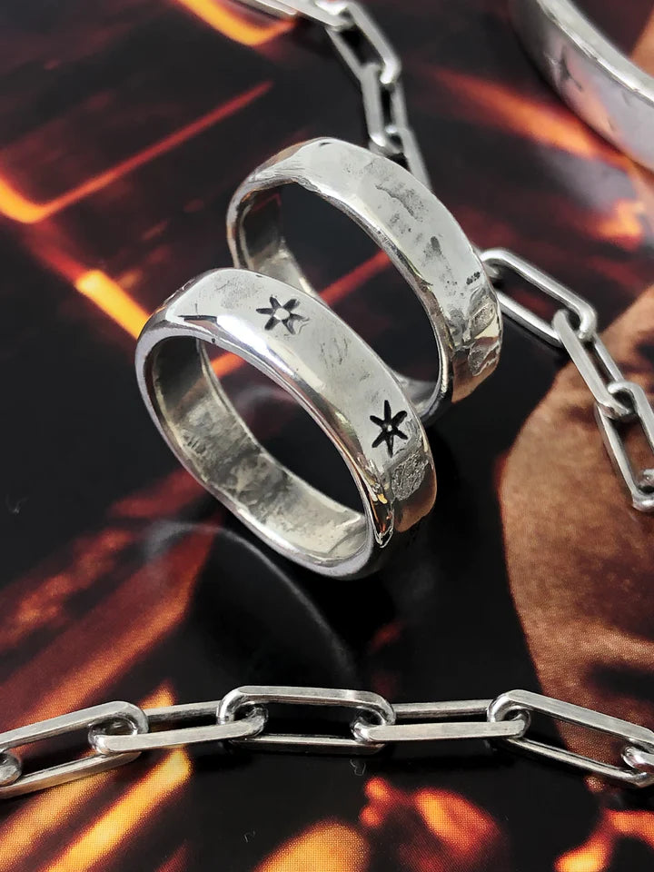 Lox & Chain - Seeing Stars Ring