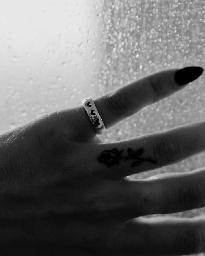 Lox & Chain - Hearts XO Ring