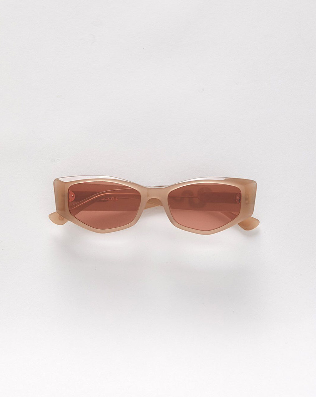 Epokhe - Guilty - Bone Polished/Amber