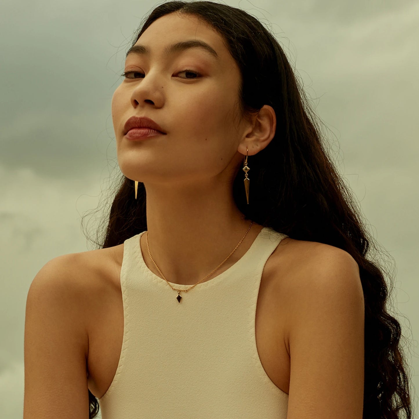 Temple Of The Sun - Rhya - Earrings Gold