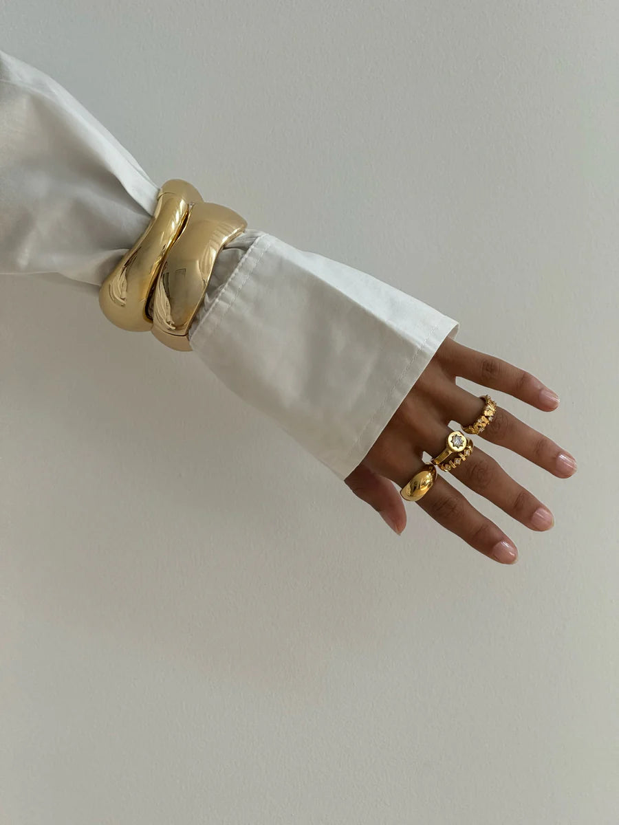 Hunter x Hunter - Starla Wave Bangle Gold