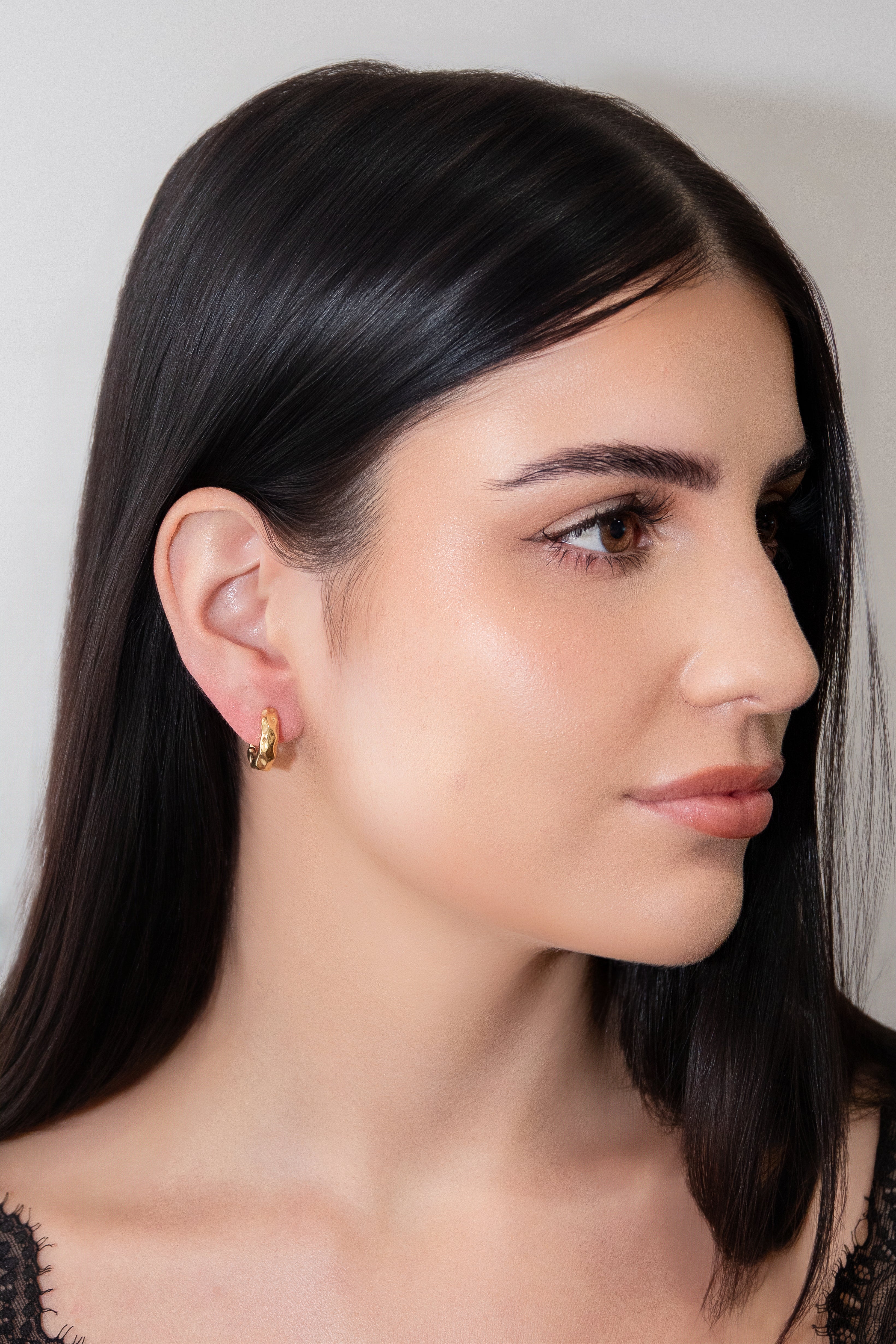 One Day In May - Aviana Earrings - Gold
