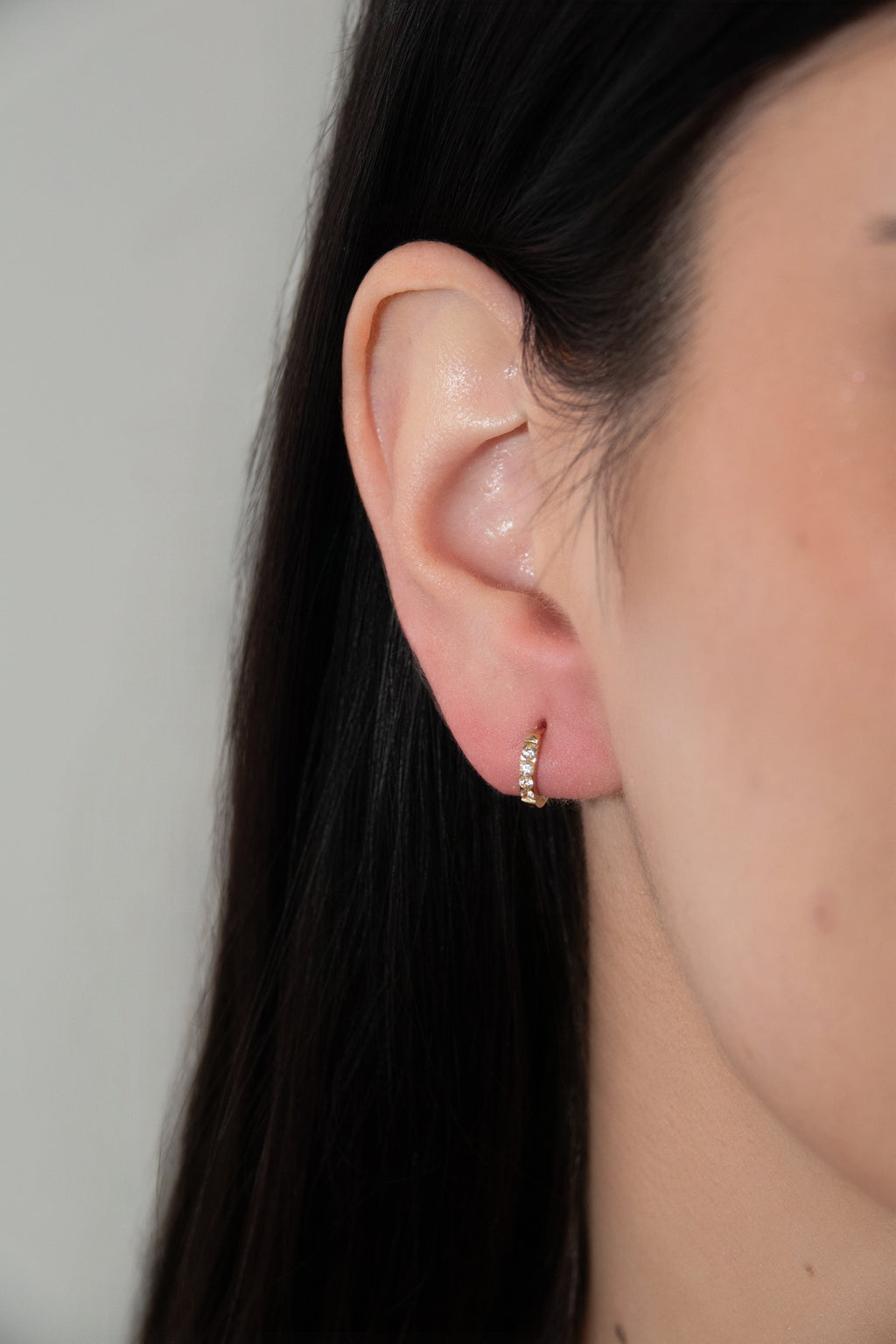 One Day In May - Aggie Earrings - Gold - Clear