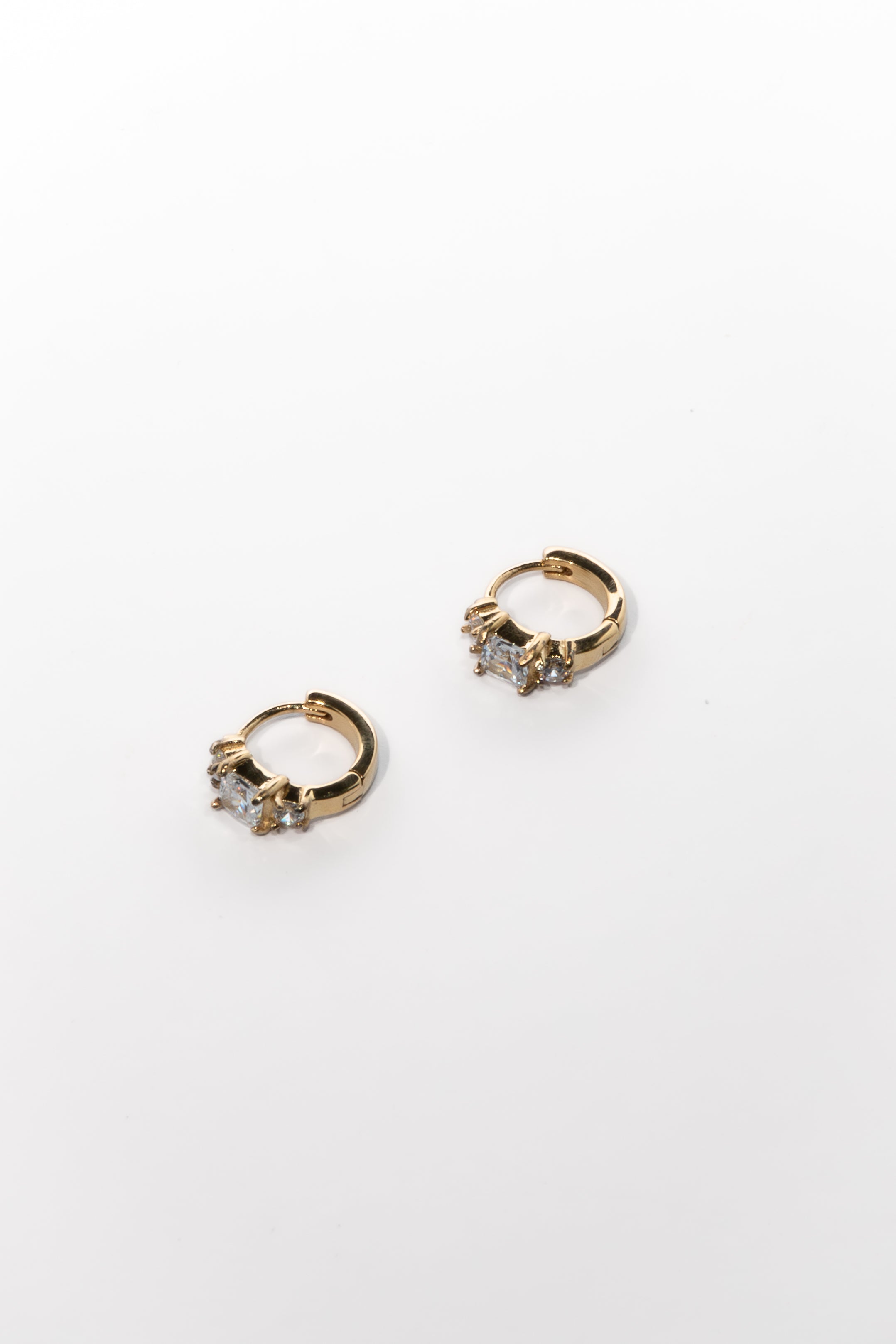 One Day In May - Alexis Earrings - Gold