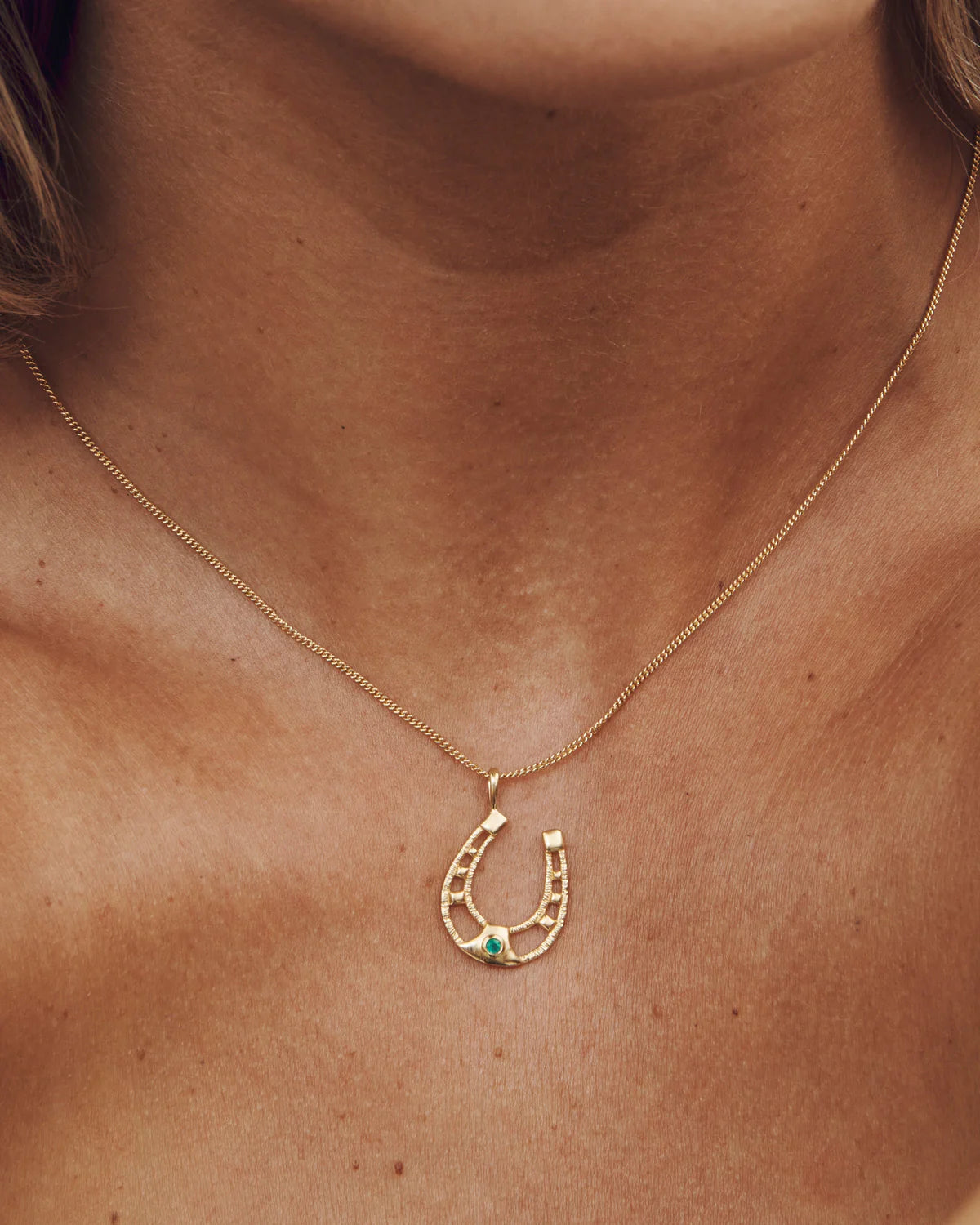 Temple Of The Sun - Horseshoe Necklace Gold