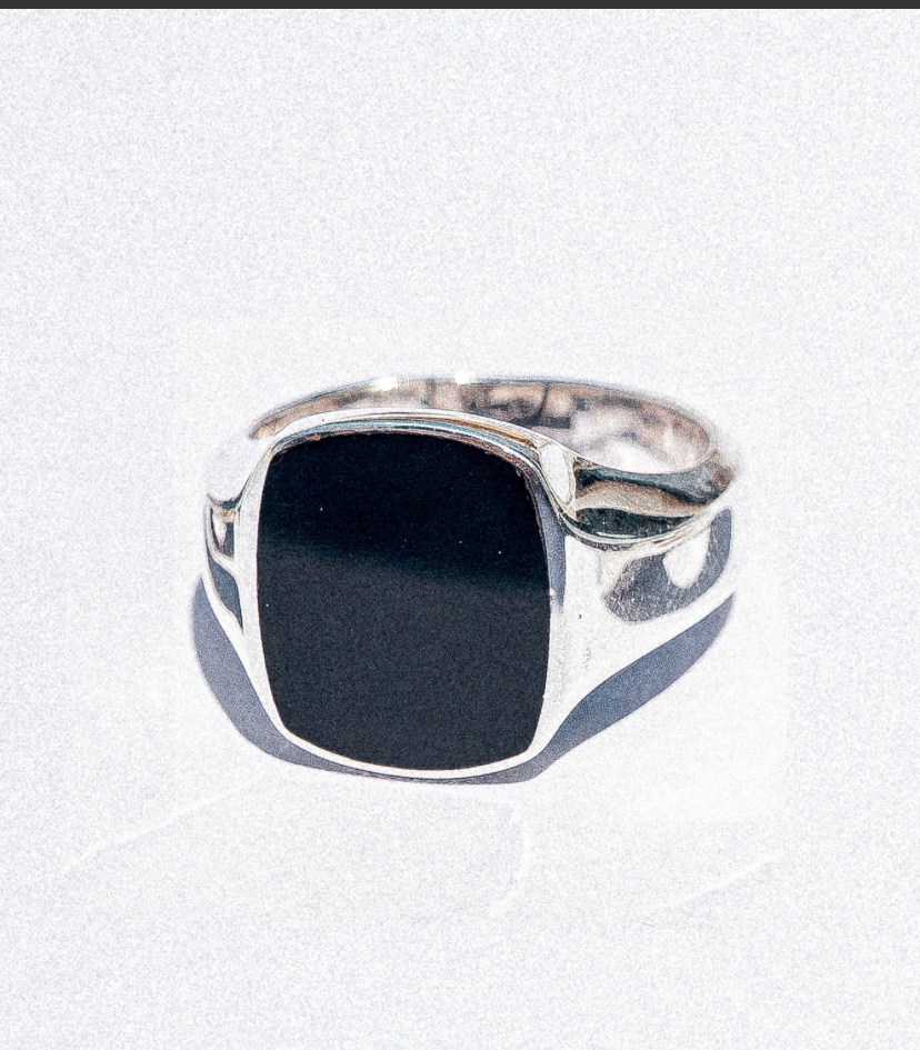 Lost Amigo - Black Onyx Signet