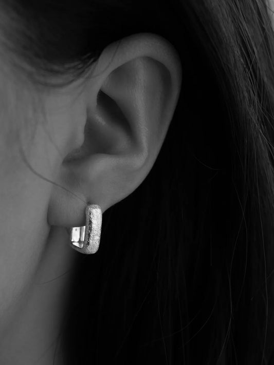Temple Of The Sun - Alida Square Hoops - Silver