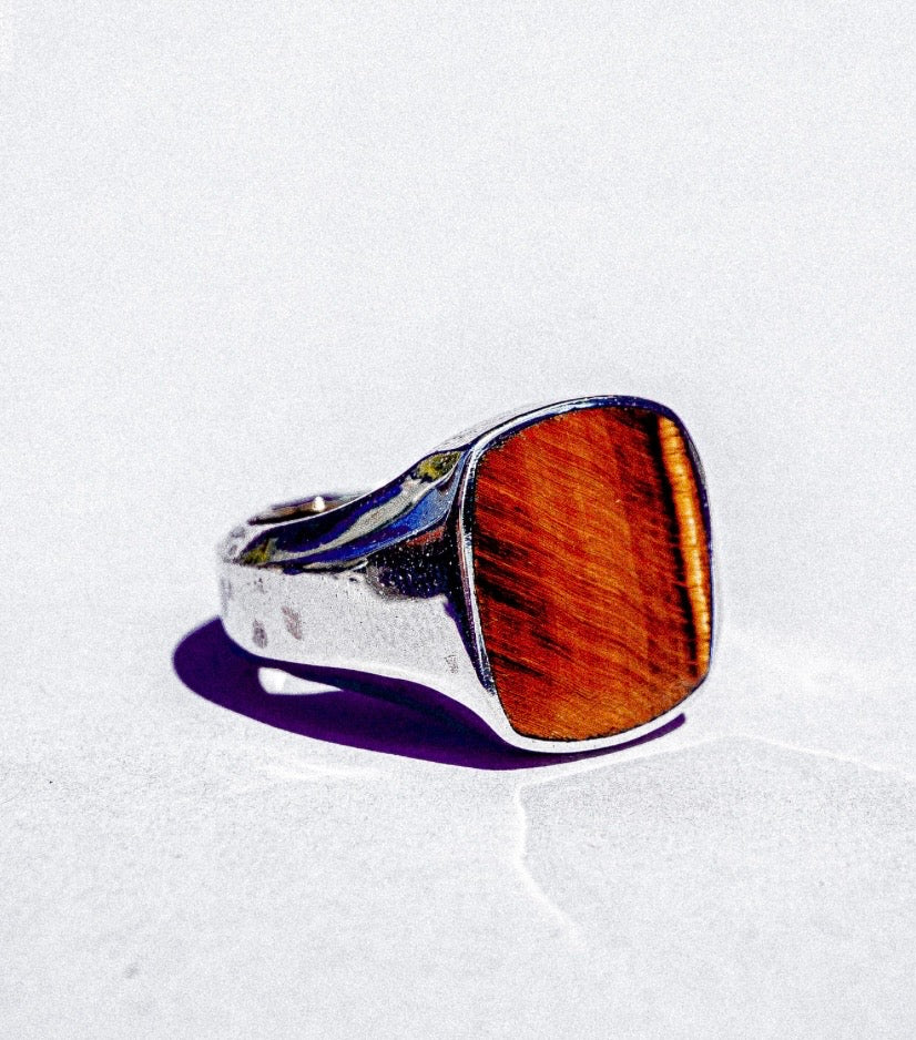 Lost Amigo - Tiger Eye Signet