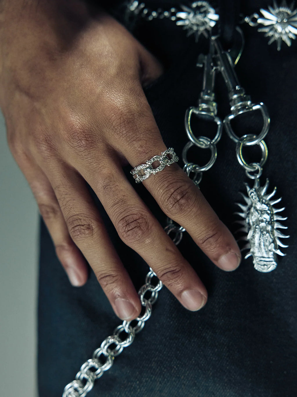 Lox & Chain - Lucky Stirrups Ring
