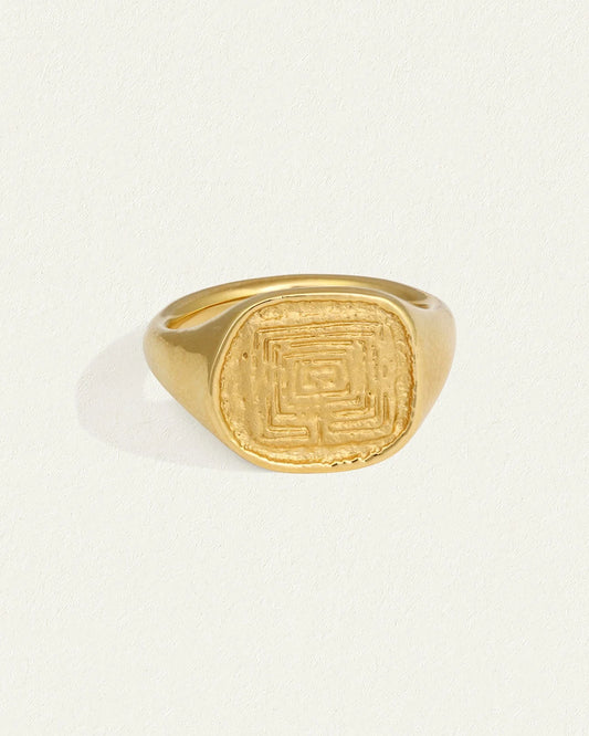 Temple of the Sun - Labyrinth Ring - Gold