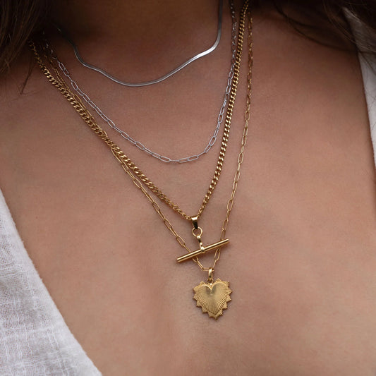 Arms Of Eve - Queen Of Hearts Gold Necklace