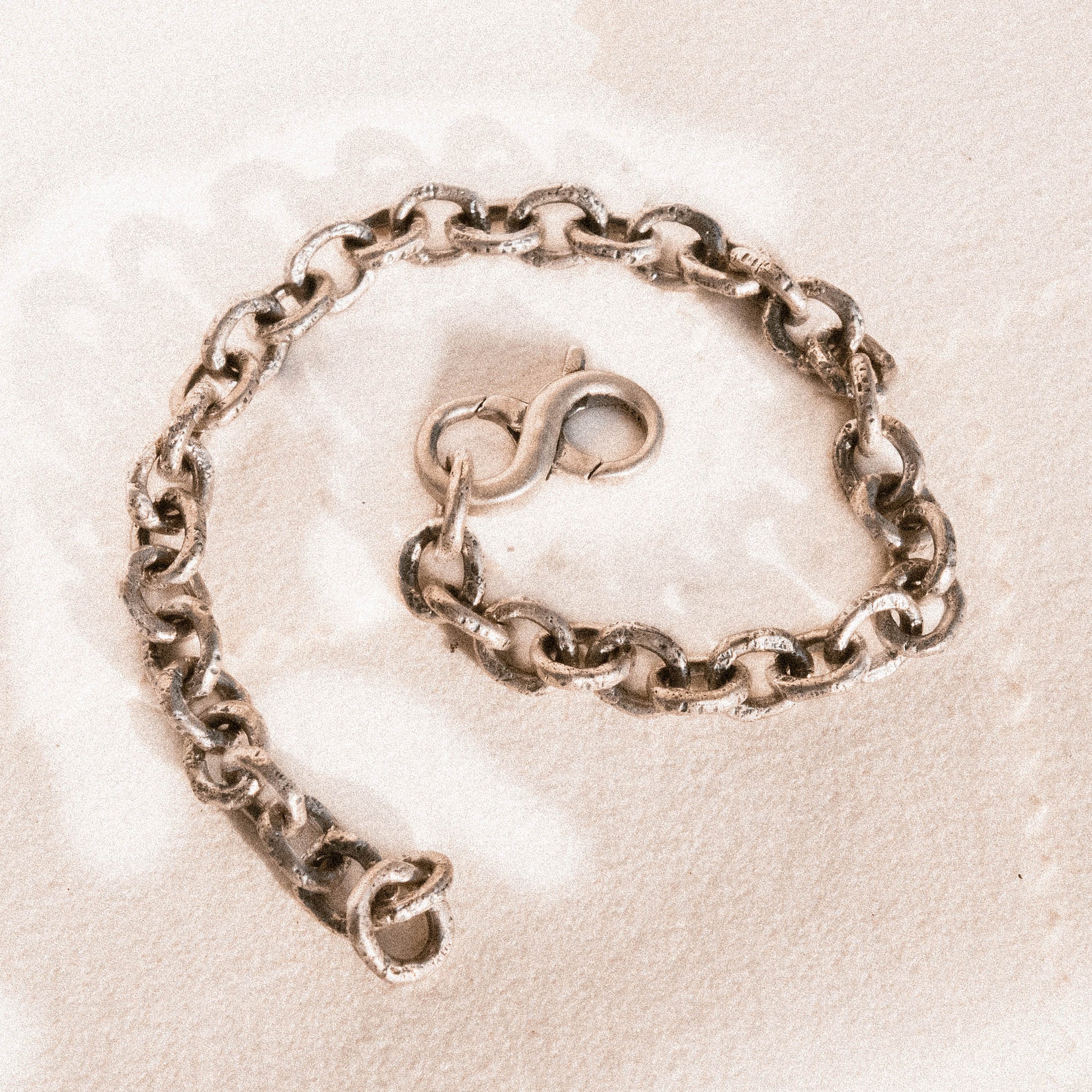 Salty Dagger - Junto E Misturado Bracelet