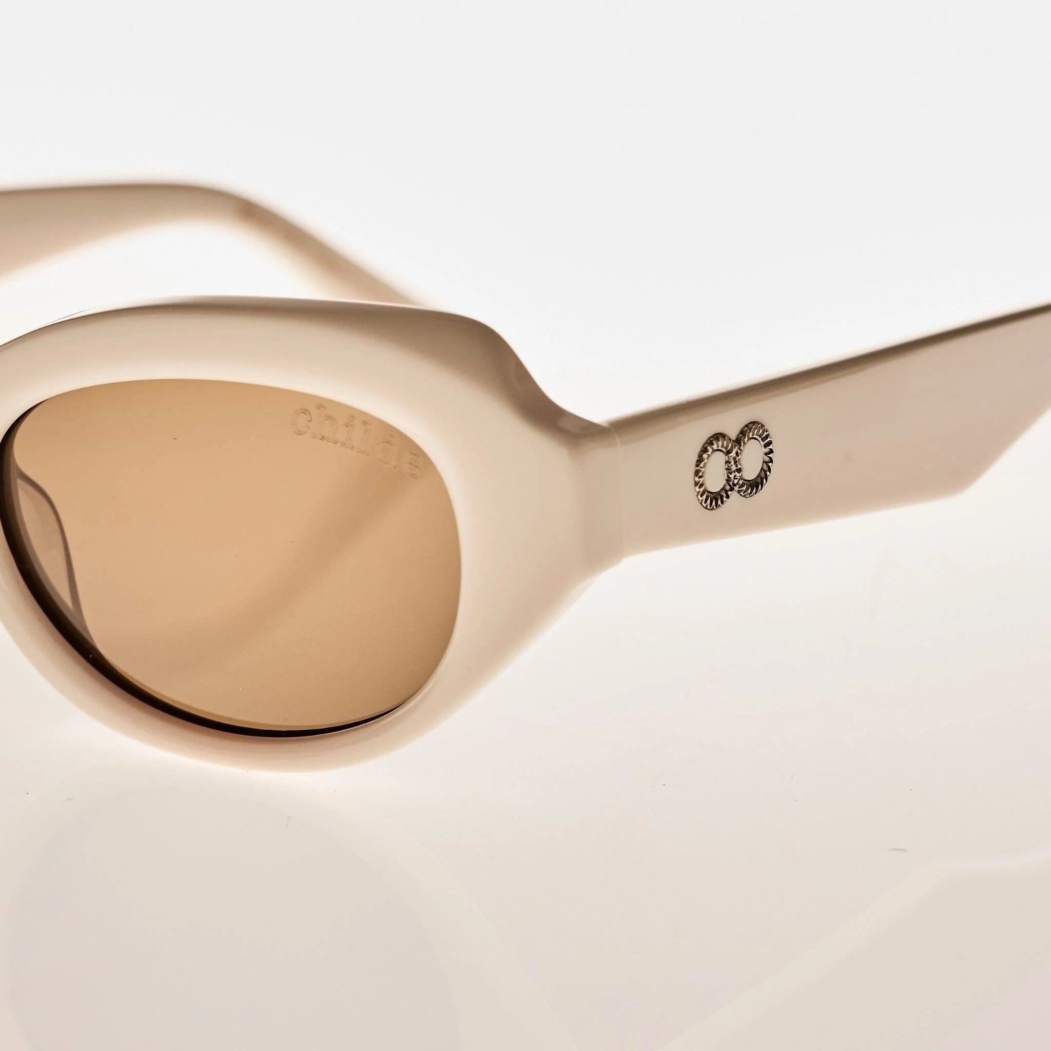 Childe - Ballet - Ivory Citron / Amber Bio Lens