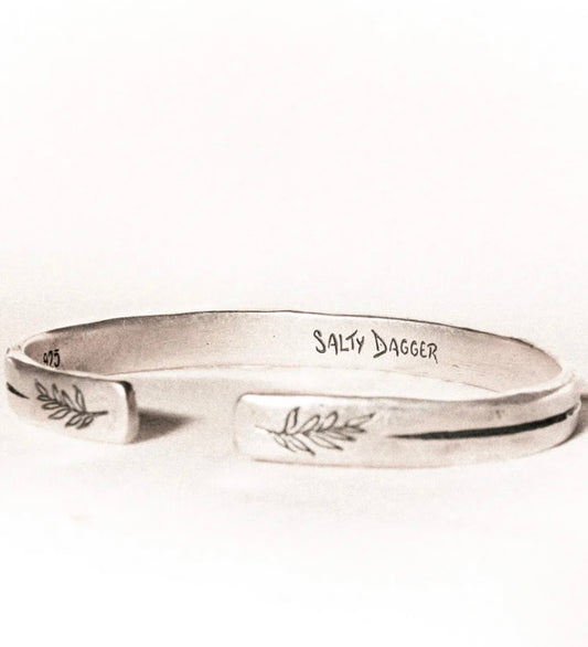Salty Dagger - Blowing In The Wind Cuff