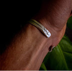 Salty Dagger - Blowing In The Wind Cuff