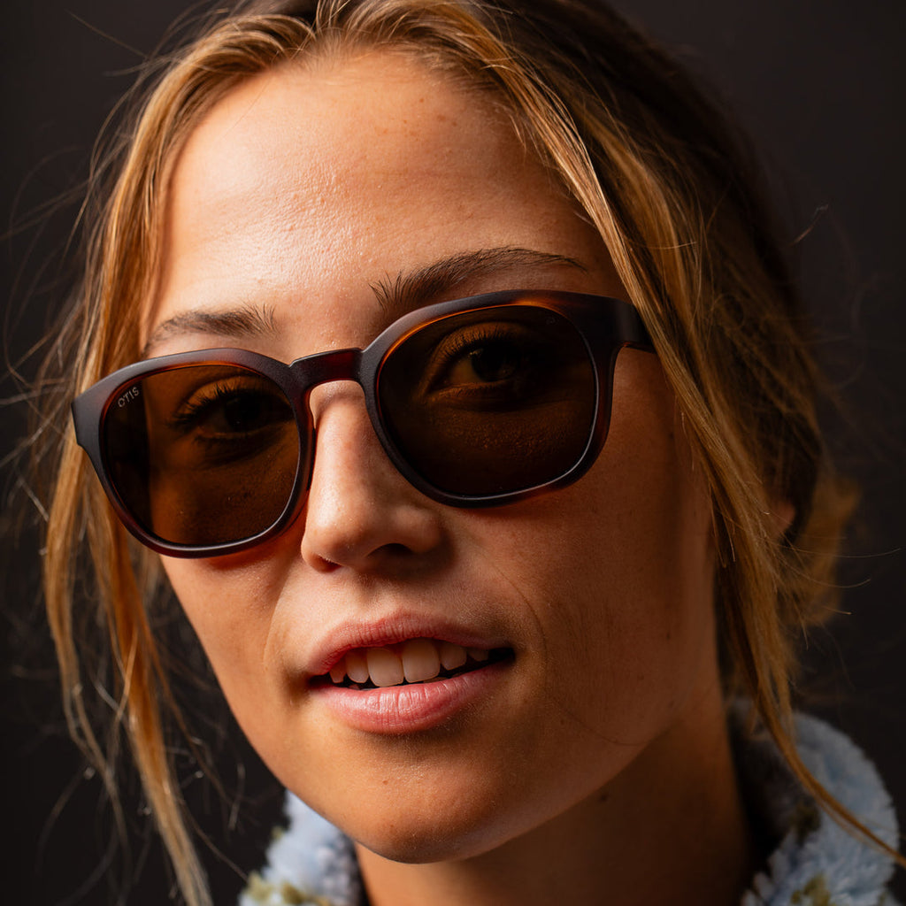 Otis - Offset Sport - Matte Amberwood Tort / Brown Polar