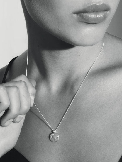 Temple Of The sun - Nebula Necklace Silver
