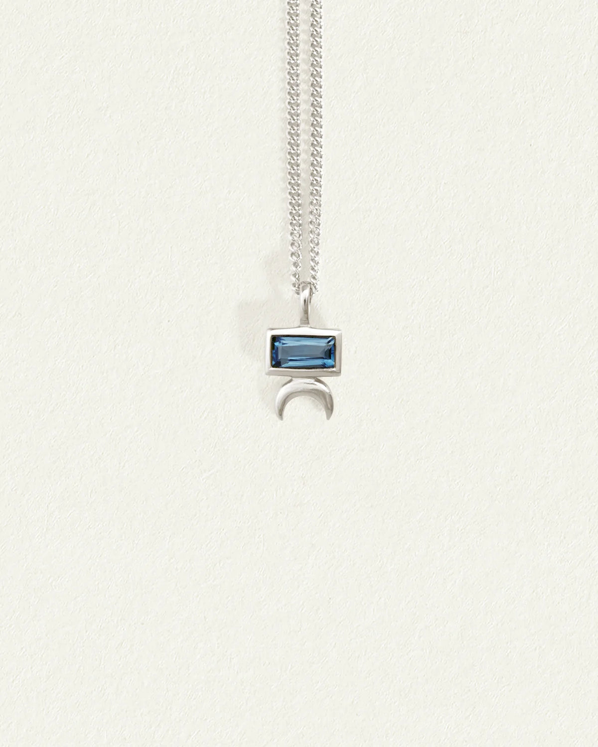 Temple Of The sun - Nima Necklace Silver
