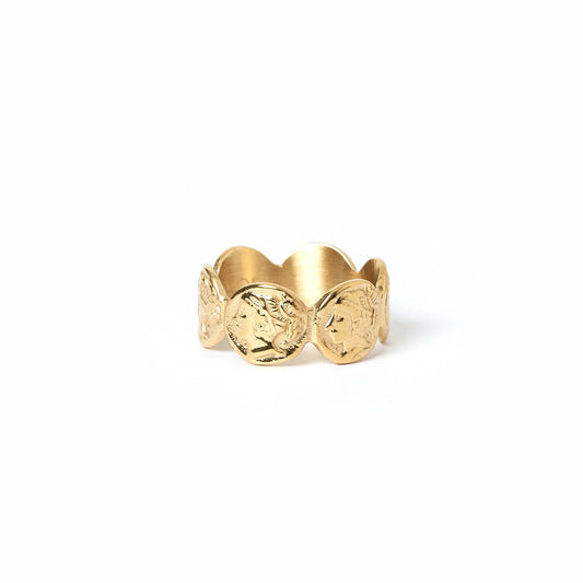 Arms Of Eve - Oscar Ring - Gold