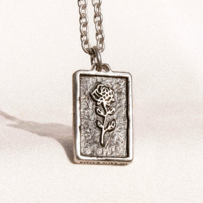 Salty Dagger - Seeker Pendant