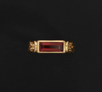 Temple Of The Sun - Airla Solitare Ring Garnet - Gold