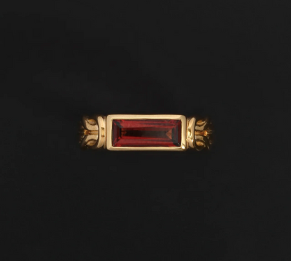 Temple Of The Sun - Airla Solitare Ring Garnet - Gold