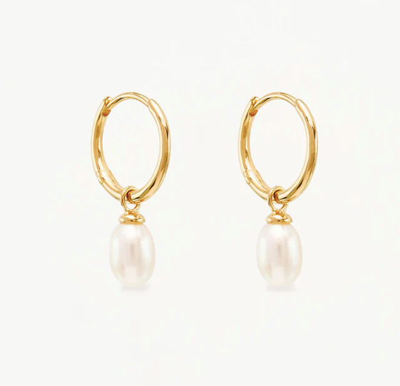 By Charlotte - Live in Peace Pearl Hoops - Gold