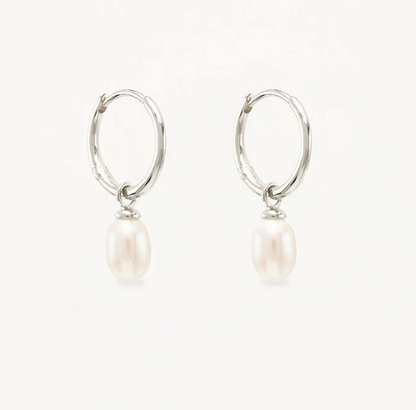 By Charlotte - Live In Peace Pearl Hoops  - Silver