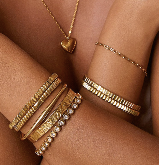 Arms Of Eve - Onyx Bracelet - Gold