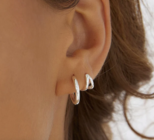 Arms Of Eve - Jett Hoop Earrings - Silver