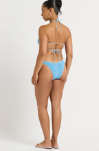 Bond Eye - Scene Brief - Cloud Blue