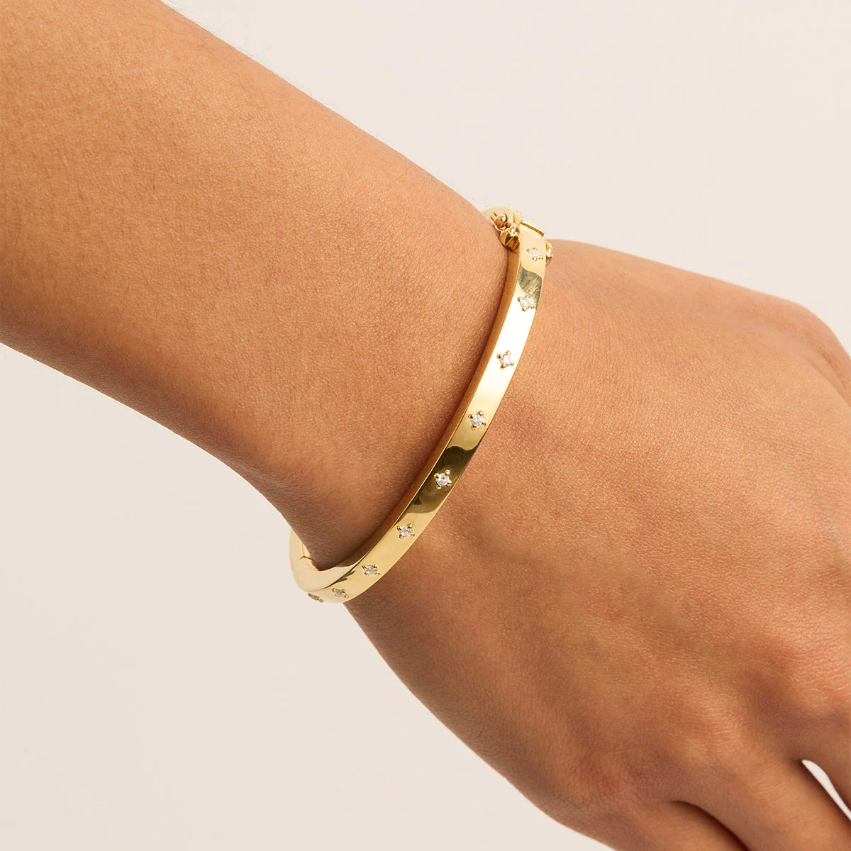 By Charlotte - Live In Love Hinged Bracelet - Gold