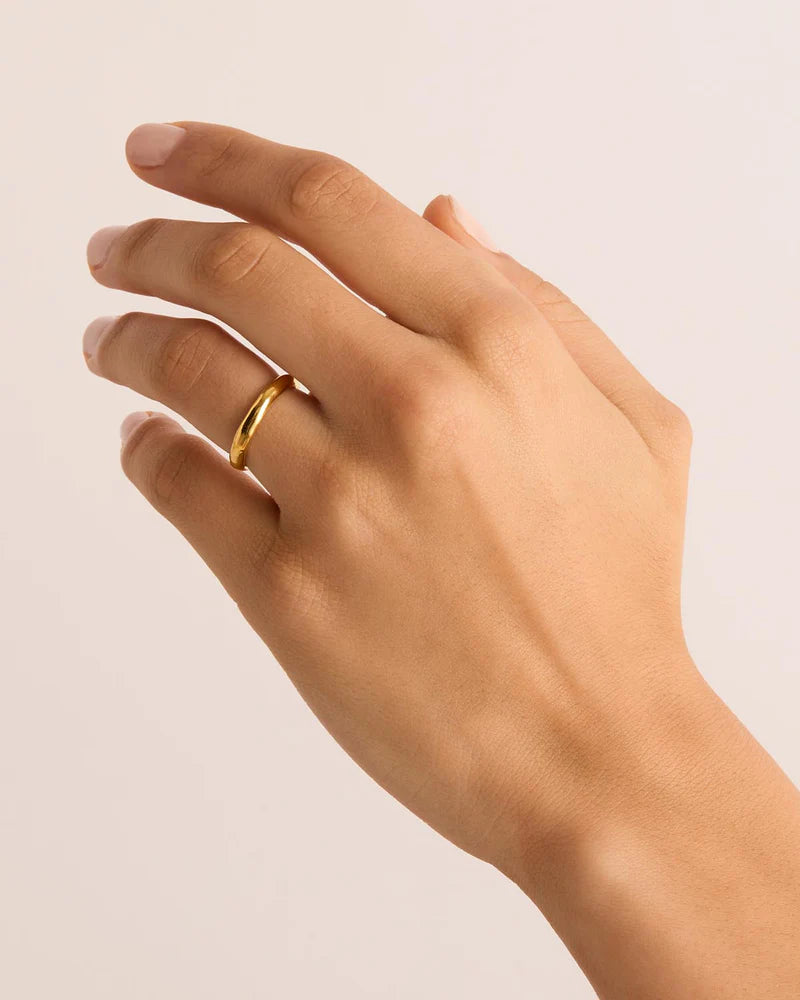 By Charlotte - Lover Medium Ring - Gold